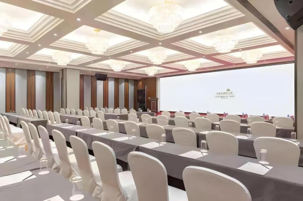 Shijiazhuang International Building Hotel מראה חיצוני תמונה